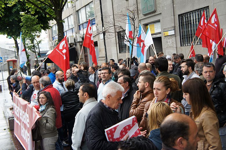 2016 05 24 ProtestaPrecariedadeLaboralInspeccionTraballoVigo02.JPG